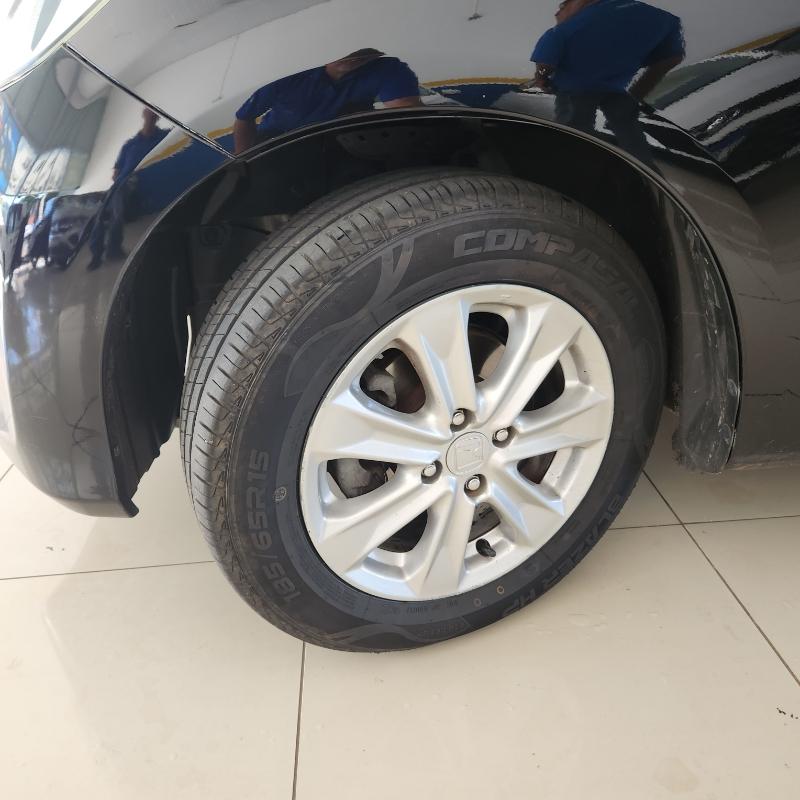 HONDA Fit - Foto