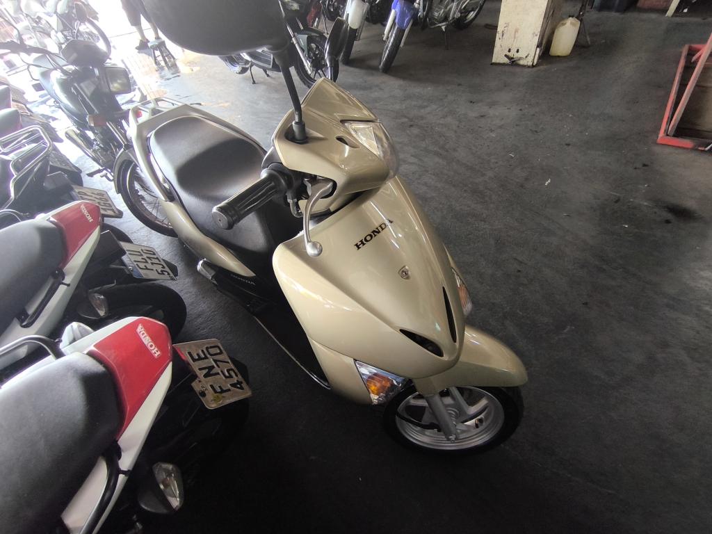 HONDA Lead 110 - Foto