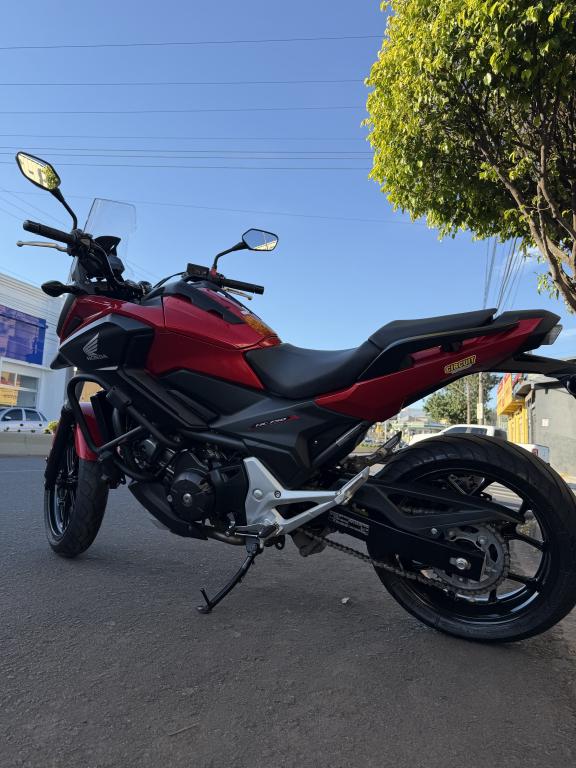 HONDA NC 750 X - Foto