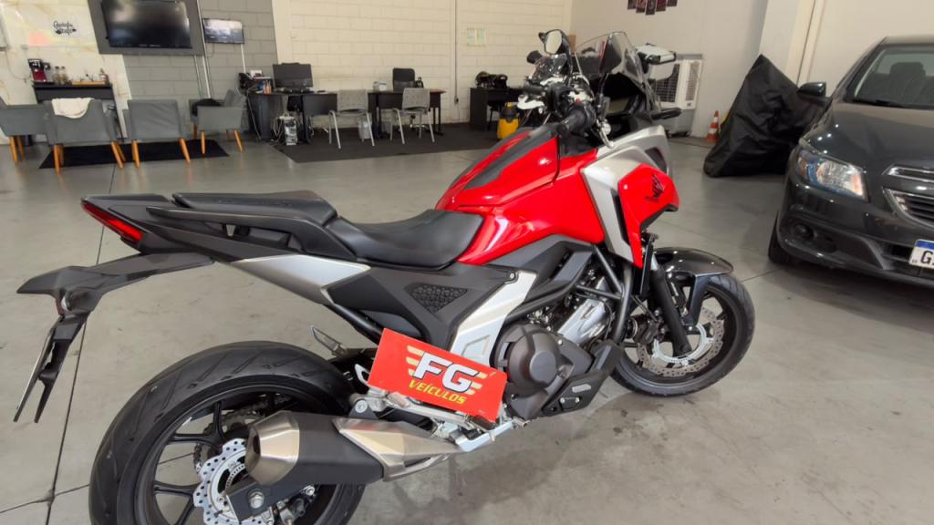 HONDA NC 750 X - Foto