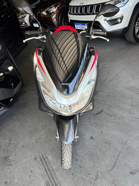 HONDA PCX 150 - Foto