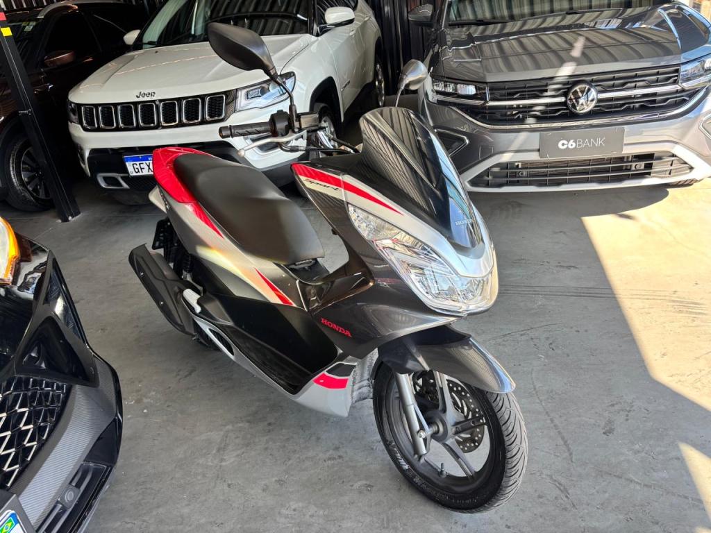 HONDA PCX 150 - Foto