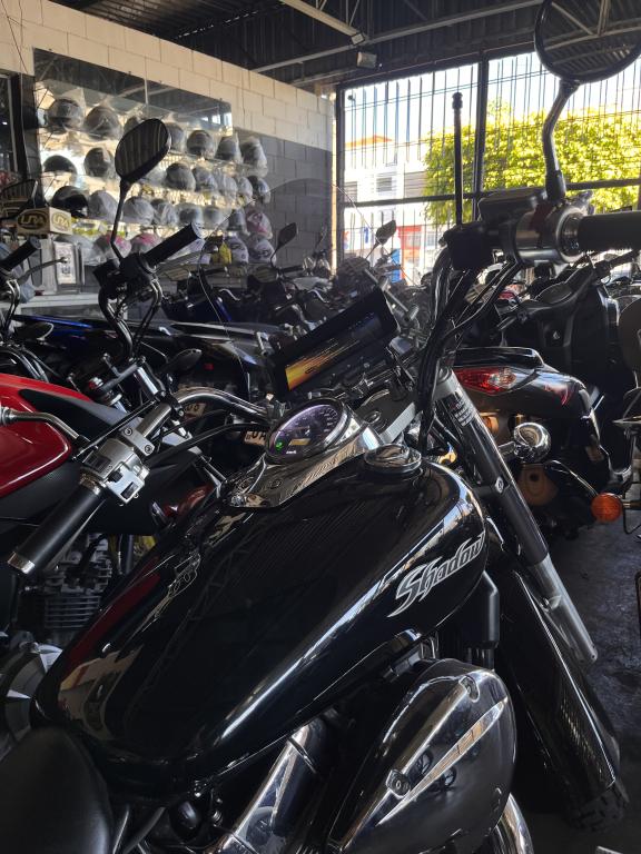 HONDA Shadow - Foto