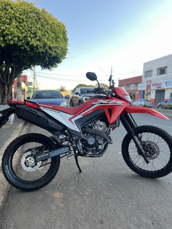 HONDA XR 300 L Tornado - Foto