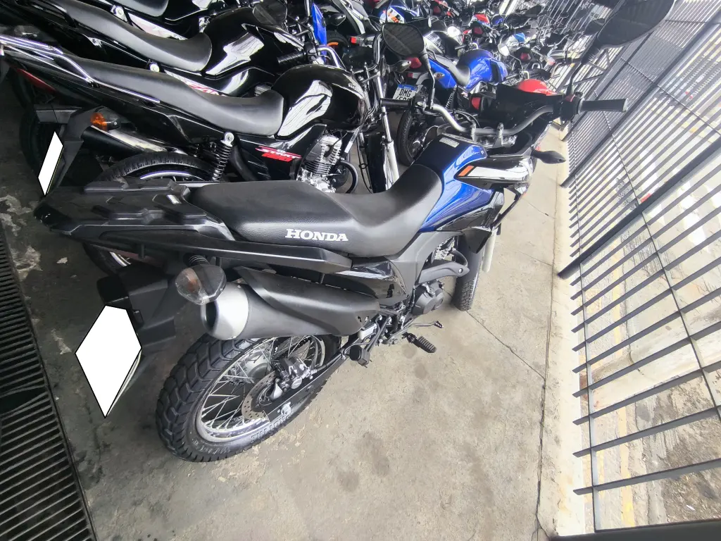 HONDA XRE 190 - Foto