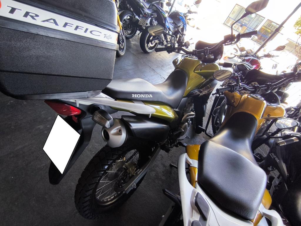 HONDA XRE 300 - Foto