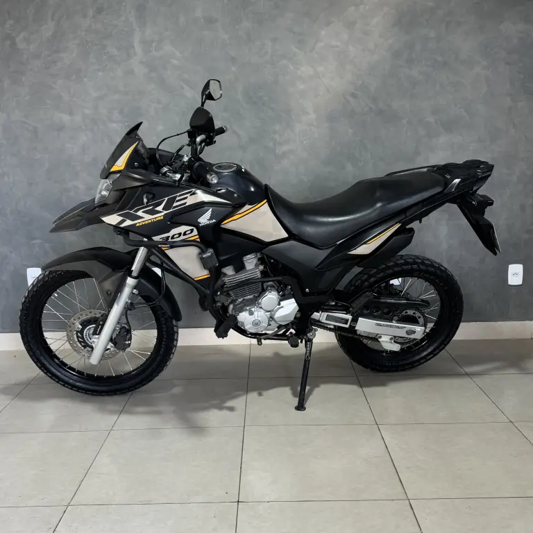 HONDA XRE 300 - Foto