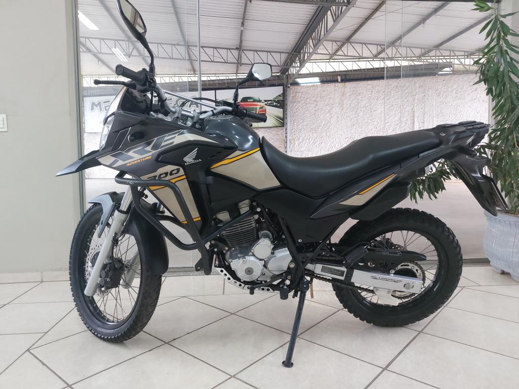HONDA XRE 300 - Foto