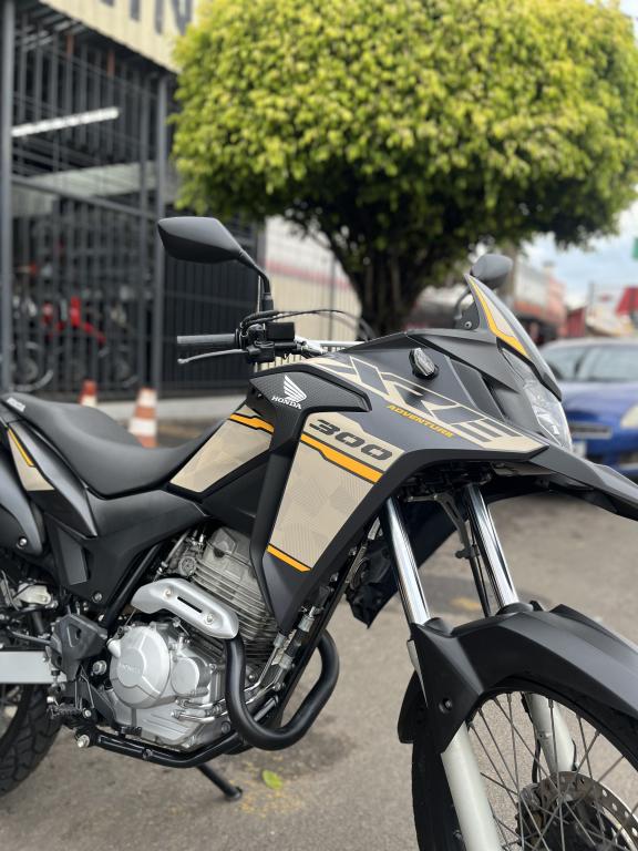 HONDA XRE 300 - Foto