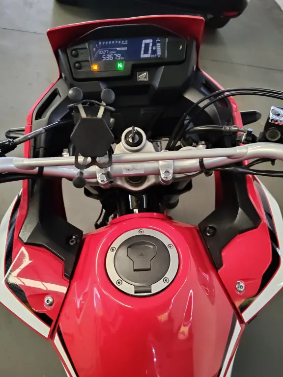 HONDA XRE 300 - Foto