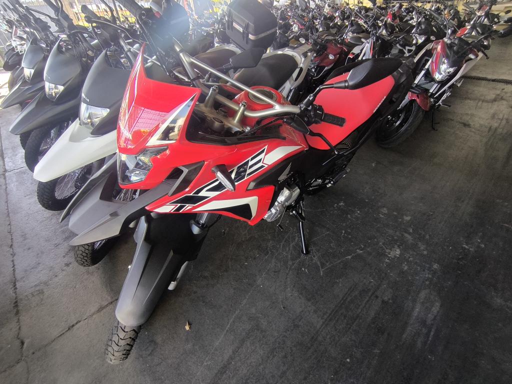 HONDA XRE 300