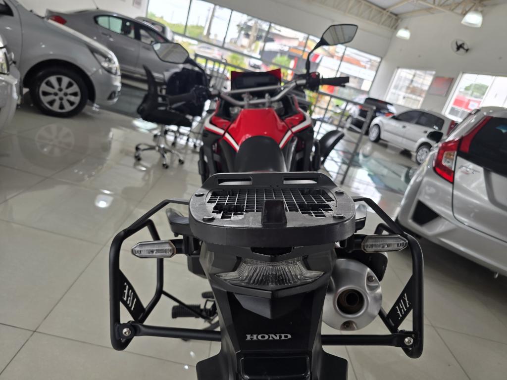 HONDA XRE 300 - Foto