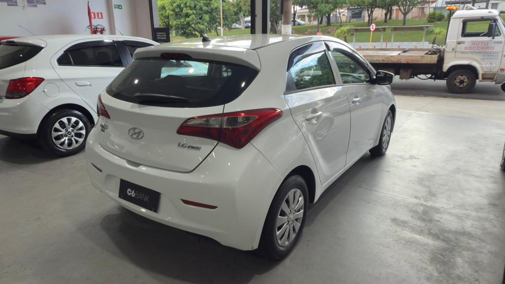 HYUNDAI HB 20 Hatch - Foto