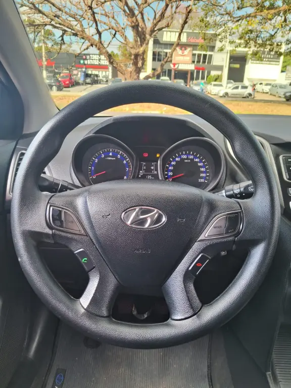 HYUNDAI HB 20 Hatch - Foto