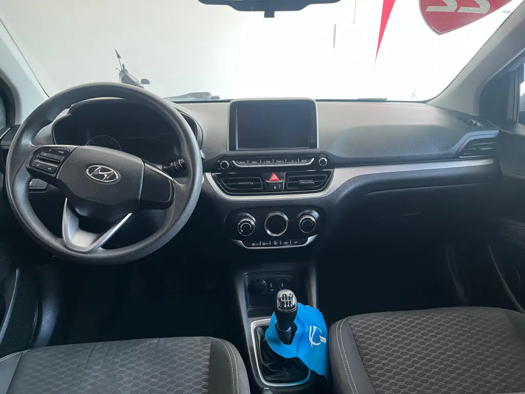 HYUNDAI HB 20 Hatch - Foto