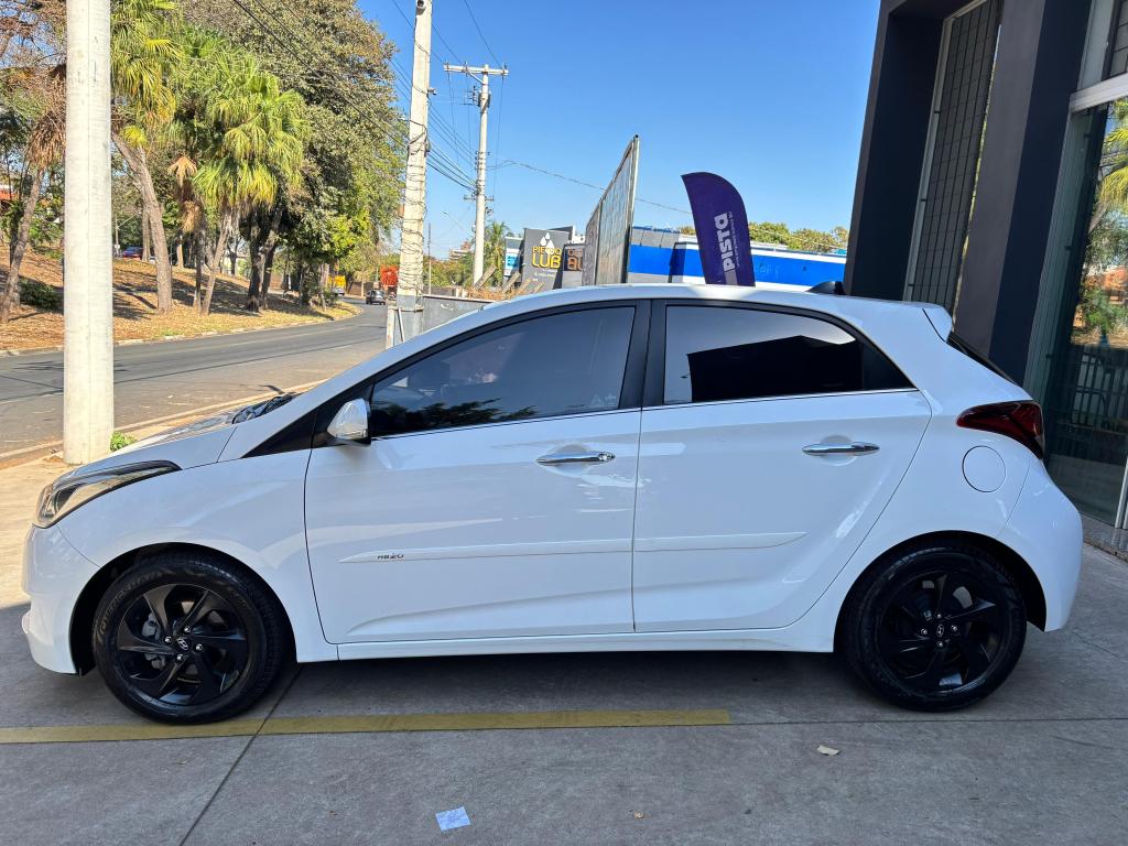 HYUNDAI HB 20 Hatch - Foto