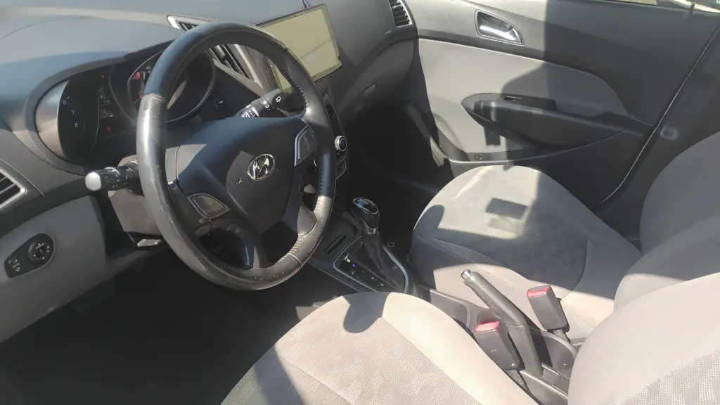 HYUNDAI HB 20 Hatch - Foto