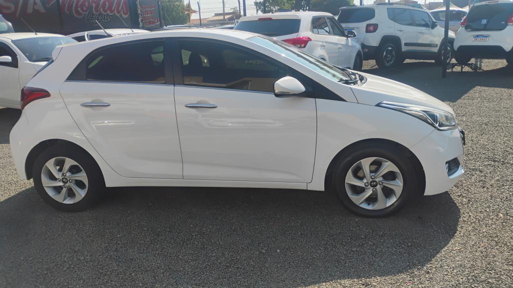 HYUNDAI HB 20 Hatch - Foto