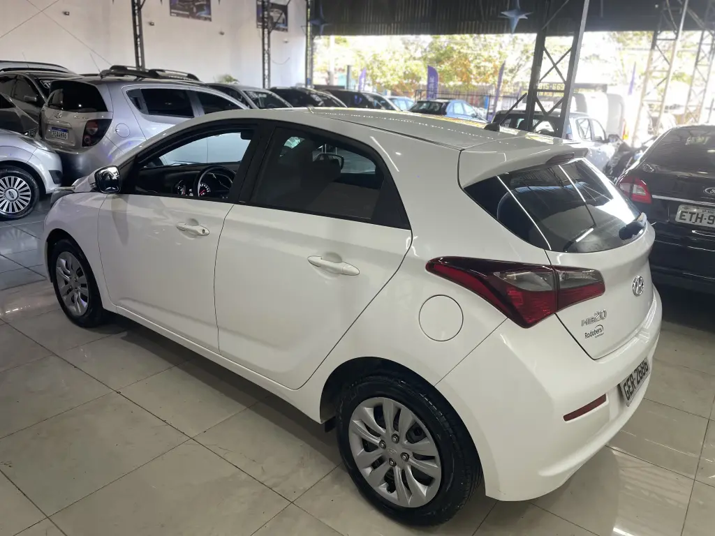 HYUNDAI HB 20 Hatch - Foto