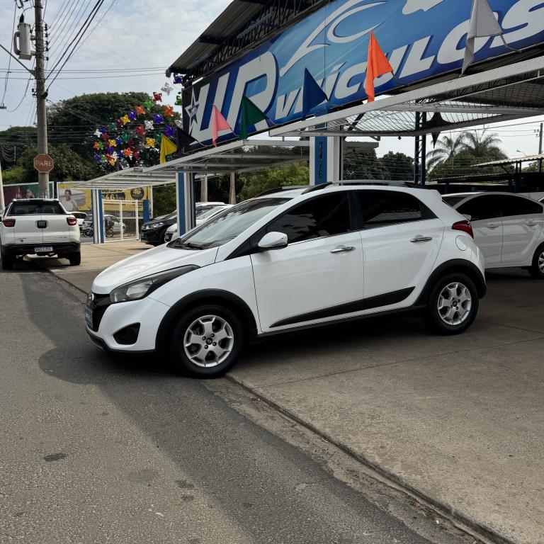 HYUNDAI HB 20 Hatch X - Foto