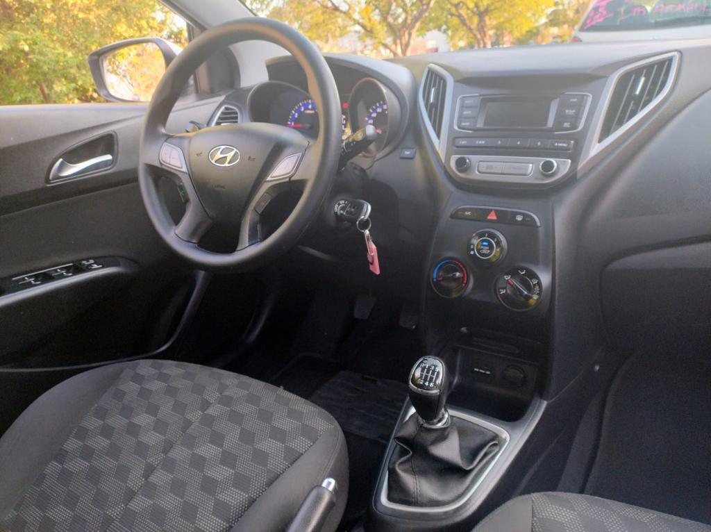 HYUNDAI HB 20 Hatch - Foto