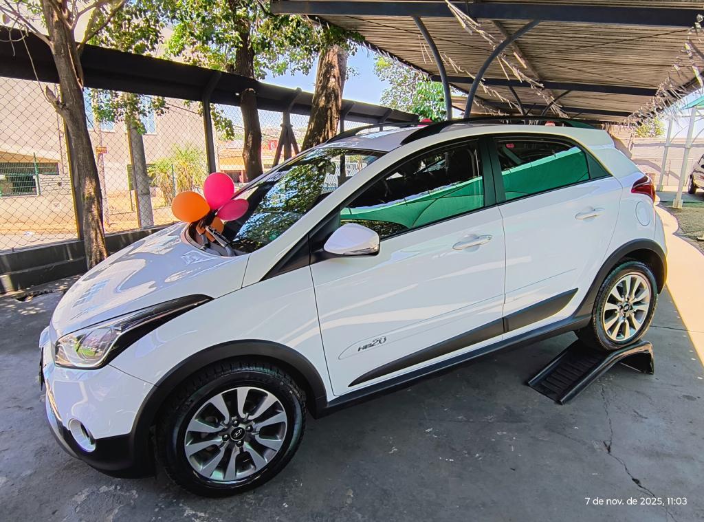 HYUNDAI HB 20 Hatch X - Foto