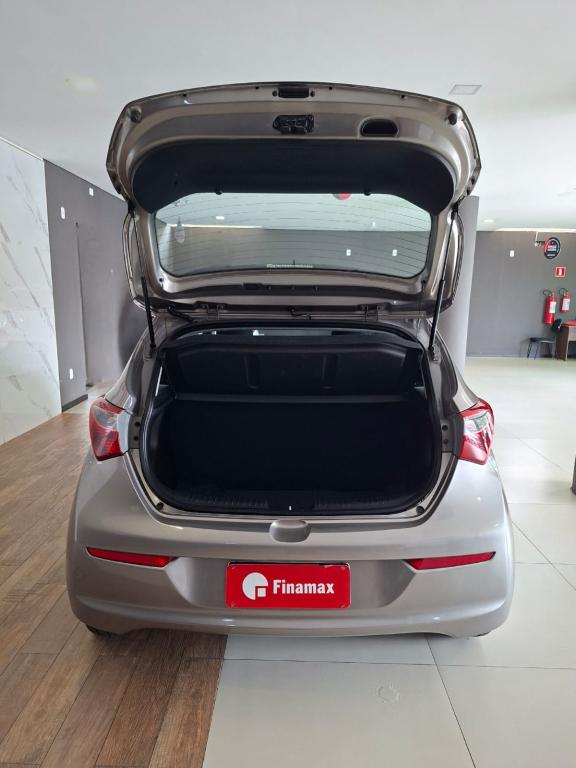 HYUNDAI HB 20 Hatch - Foto