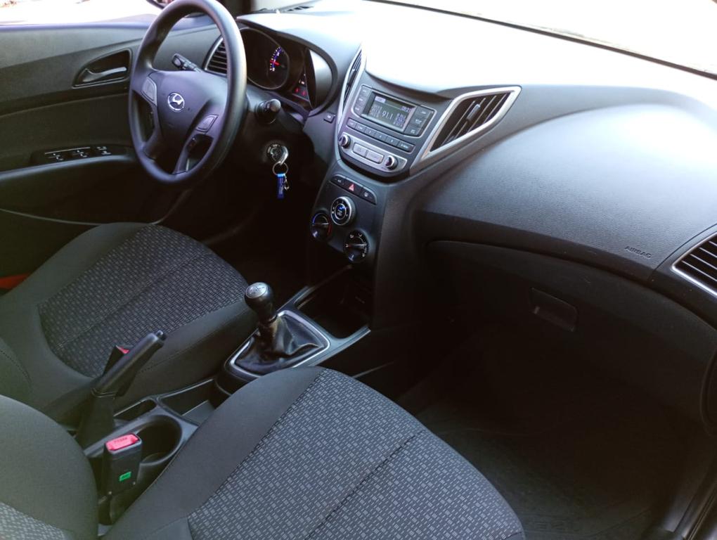 HYUNDAI HB 20 Hatch - Foto