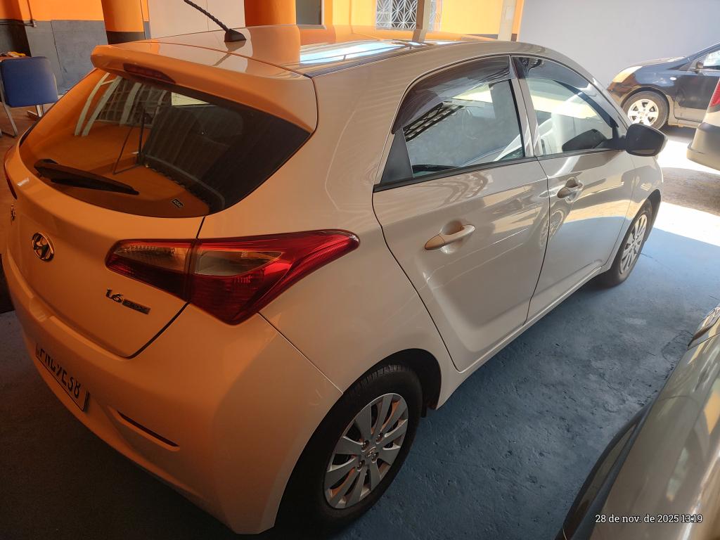 HYUNDAI HB 20 Hatch - Foto