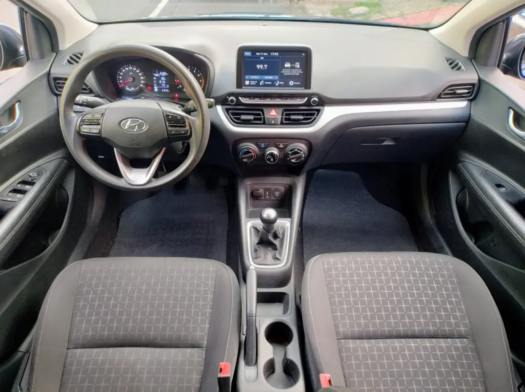 HYUNDAI HB 20 Hatch - Foto