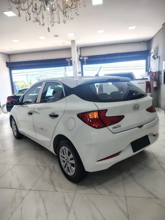 HYUNDAI HB 20 Hatch - Foto