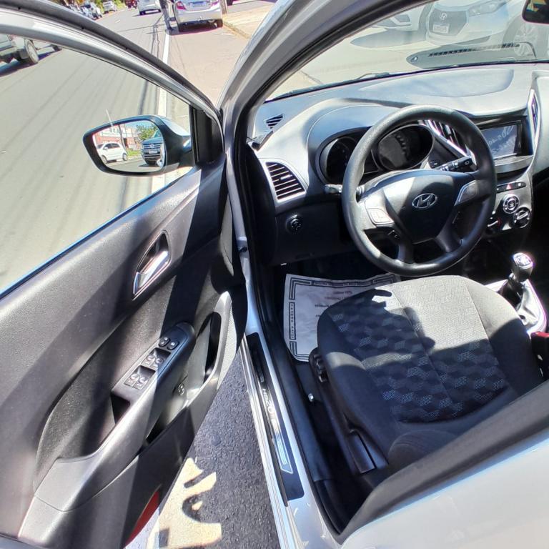 HYUNDAI HB 20 Hatch - Foto