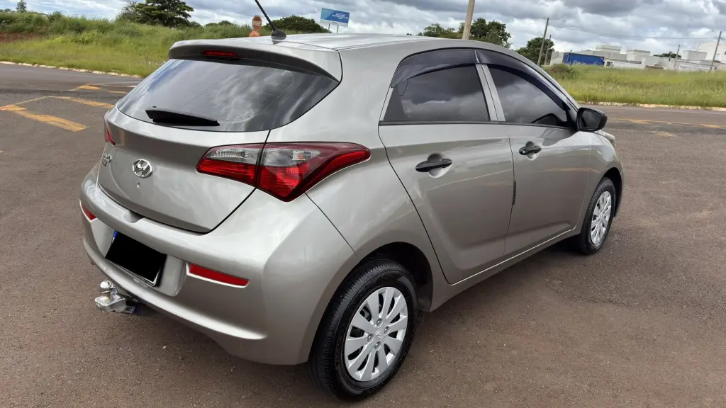 HYUNDAI HB 20 Hatch - Foto
