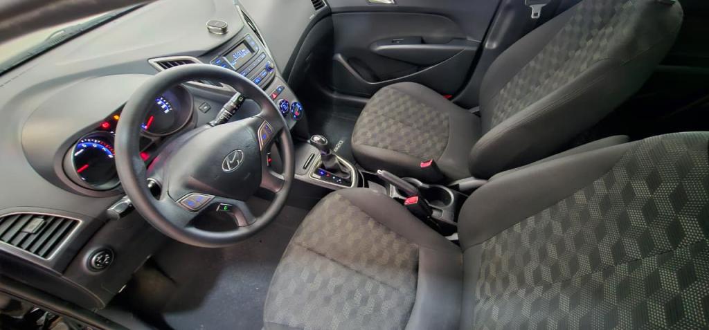 HYUNDAI HB 20 Hatch - Foto