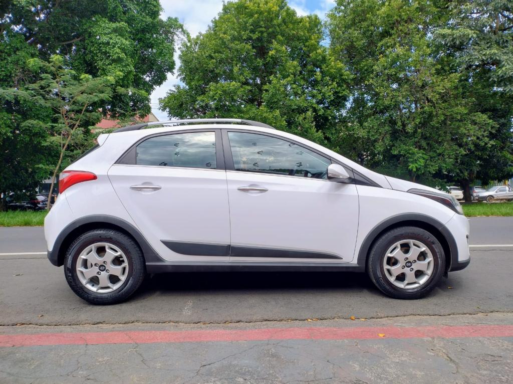HYUNDAI HB 20 Hatch X - Foto
