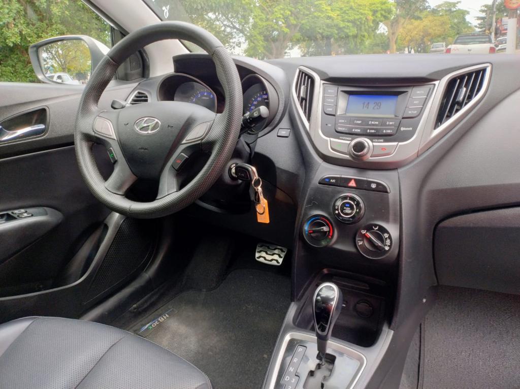 HYUNDAI HB 20 Hatch X - Foto