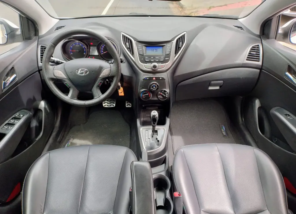 HYUNDAI HB 20 Hatch X - Foto