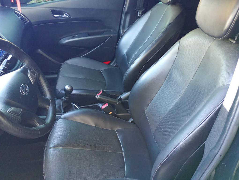 HYUNDAI HB 20 Hatch - Foto