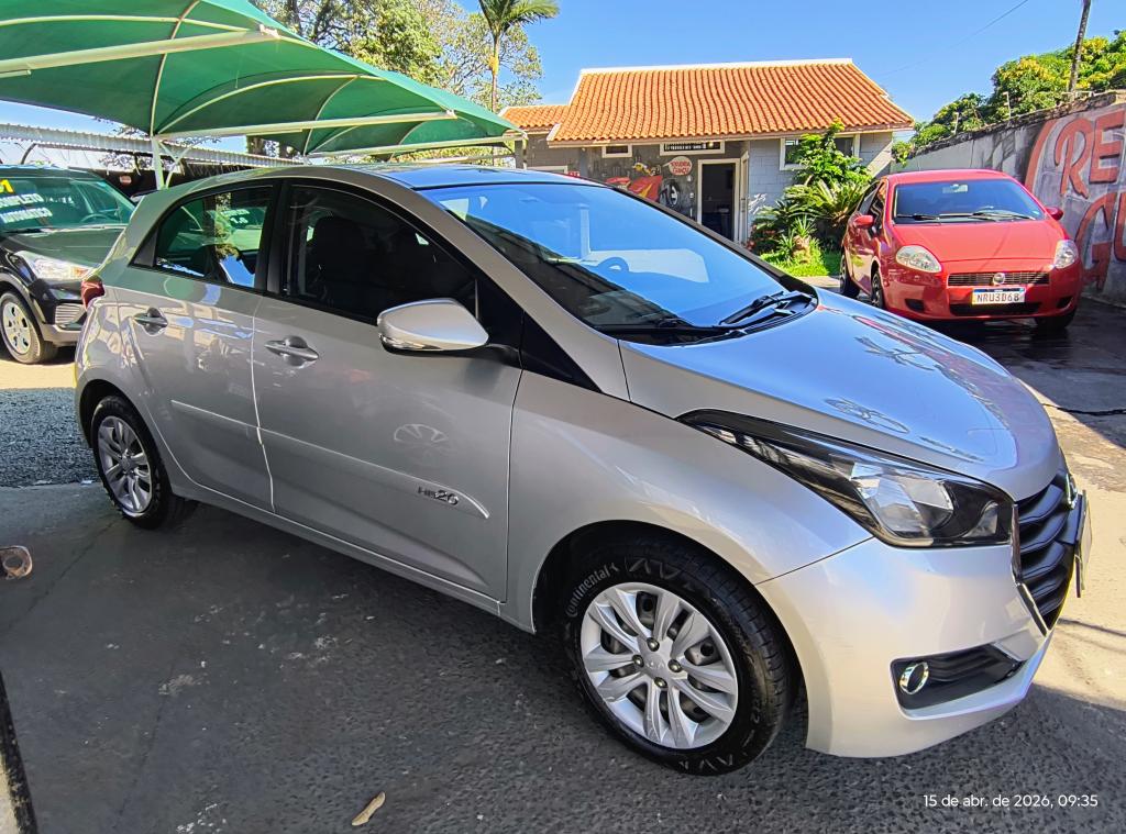 HYUNDAI HB 20 Hatch - Foto