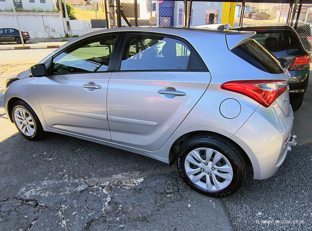 HYUNDAI HB 20 Hatch - Foto