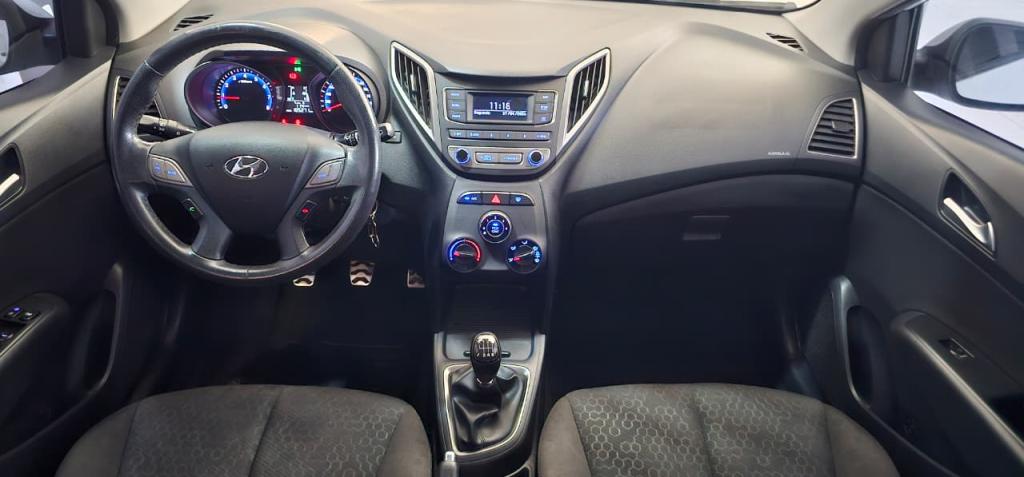 HYUNDAI HB 20 Hatch X - Foto