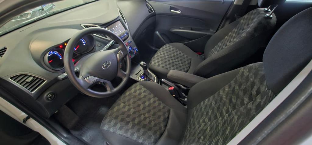 HYUNDAI HB 20 Hatch - Foto