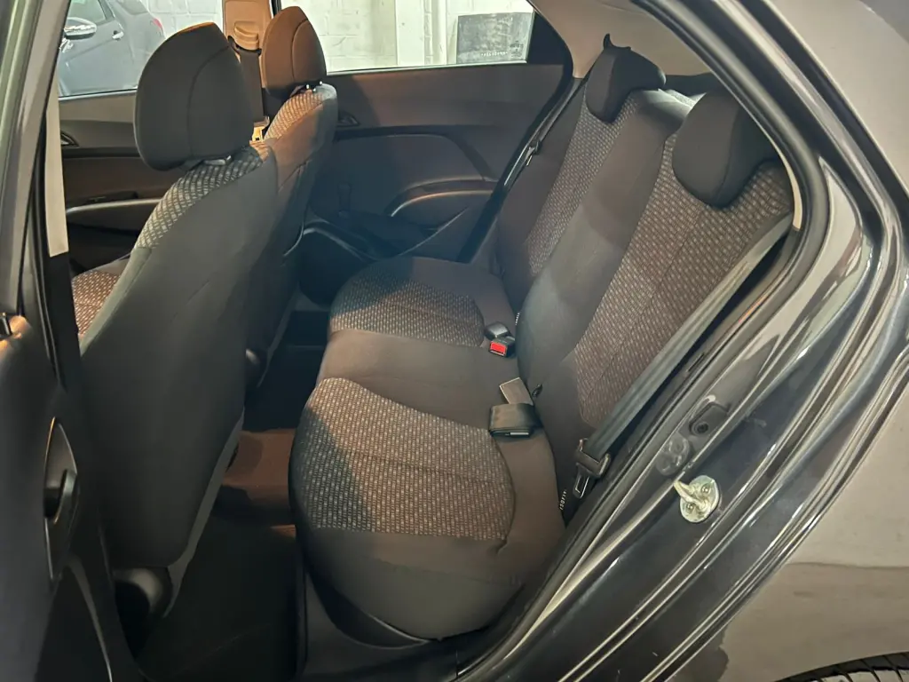 HYUNDAI HB 20 Hatch - Foto