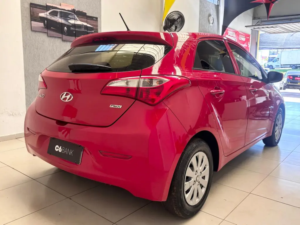 HYUNDAI HB 20 Hatch - Foto