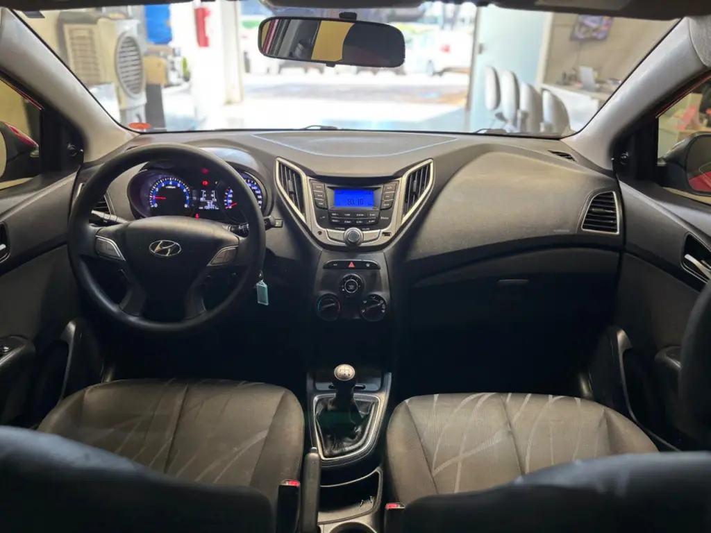 HYUNDAI HB 20 Hatch - Foto