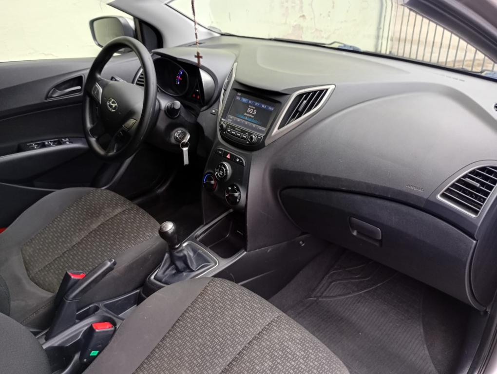 HYUNDAI HB 20 Hatch - Foto