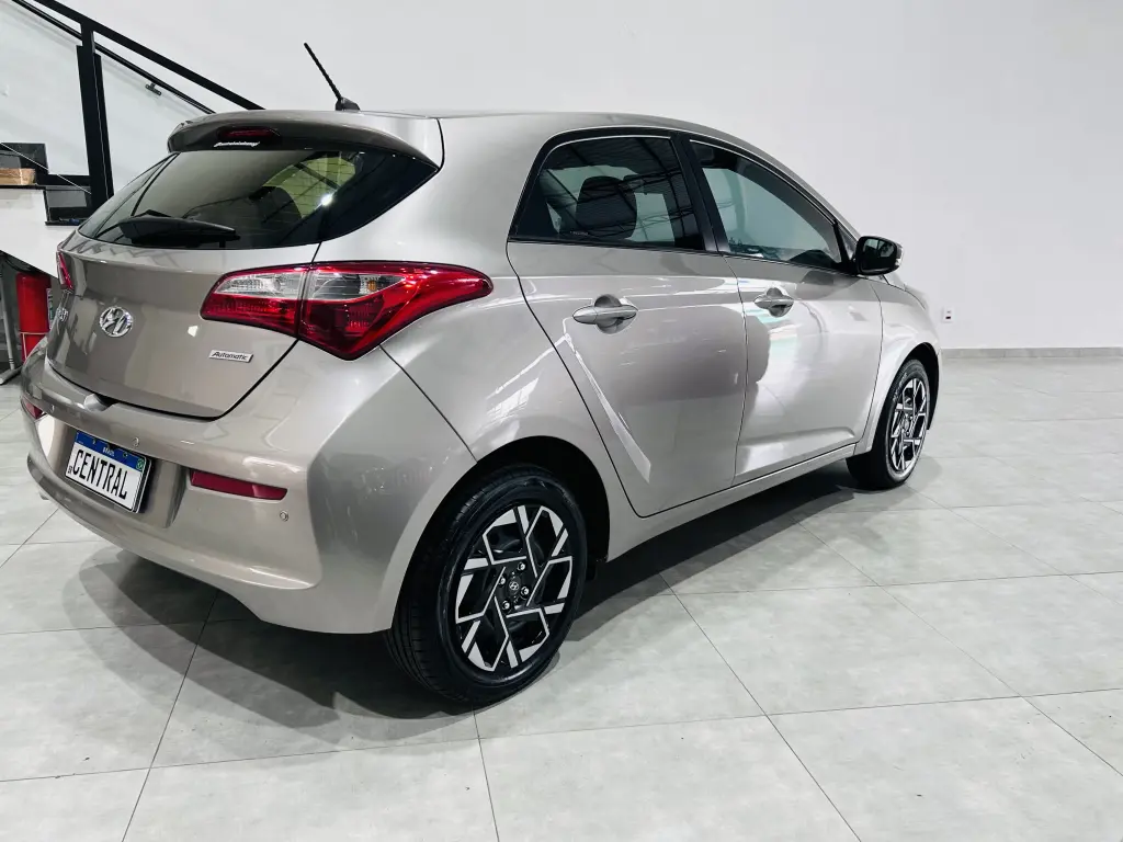 HYUNDAI HB 20 Hatch - Foto