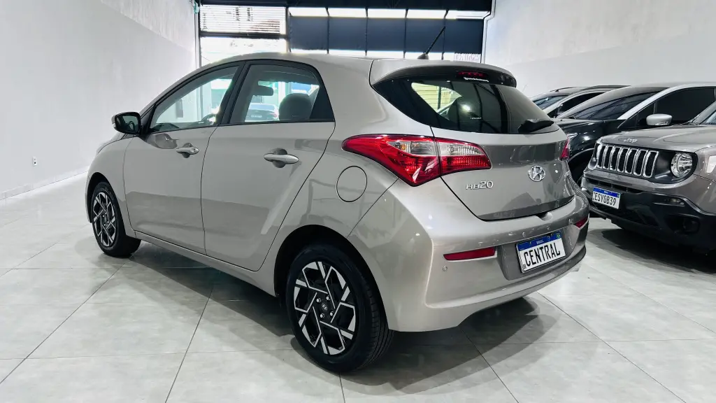 HYUNDAI HB 20 Hatch - Foto