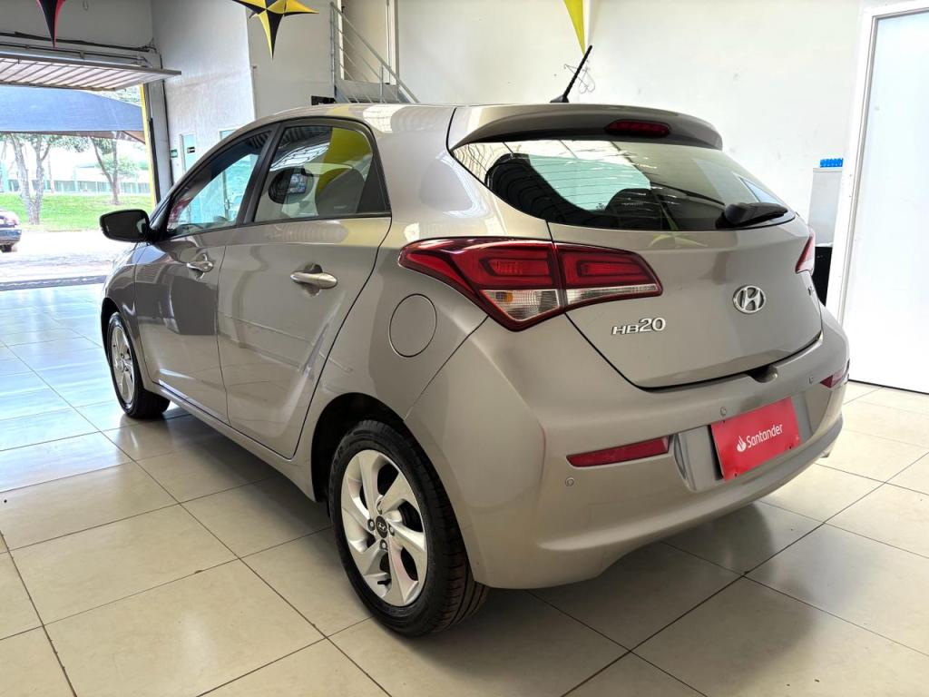 HYUNDAI HB 20 Hatch - Foto