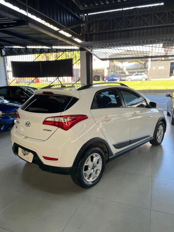 HYUNDAI HB 20 Hatch X - Foto